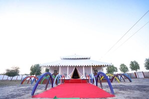 1 Schlafzimmer, Zimmersafe, individuell dekoriert