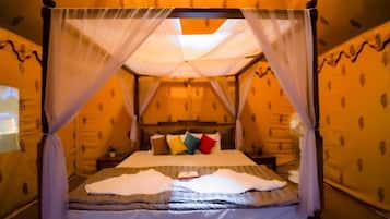 1 bedroom, in-room safe, individually decorated, individually furnished