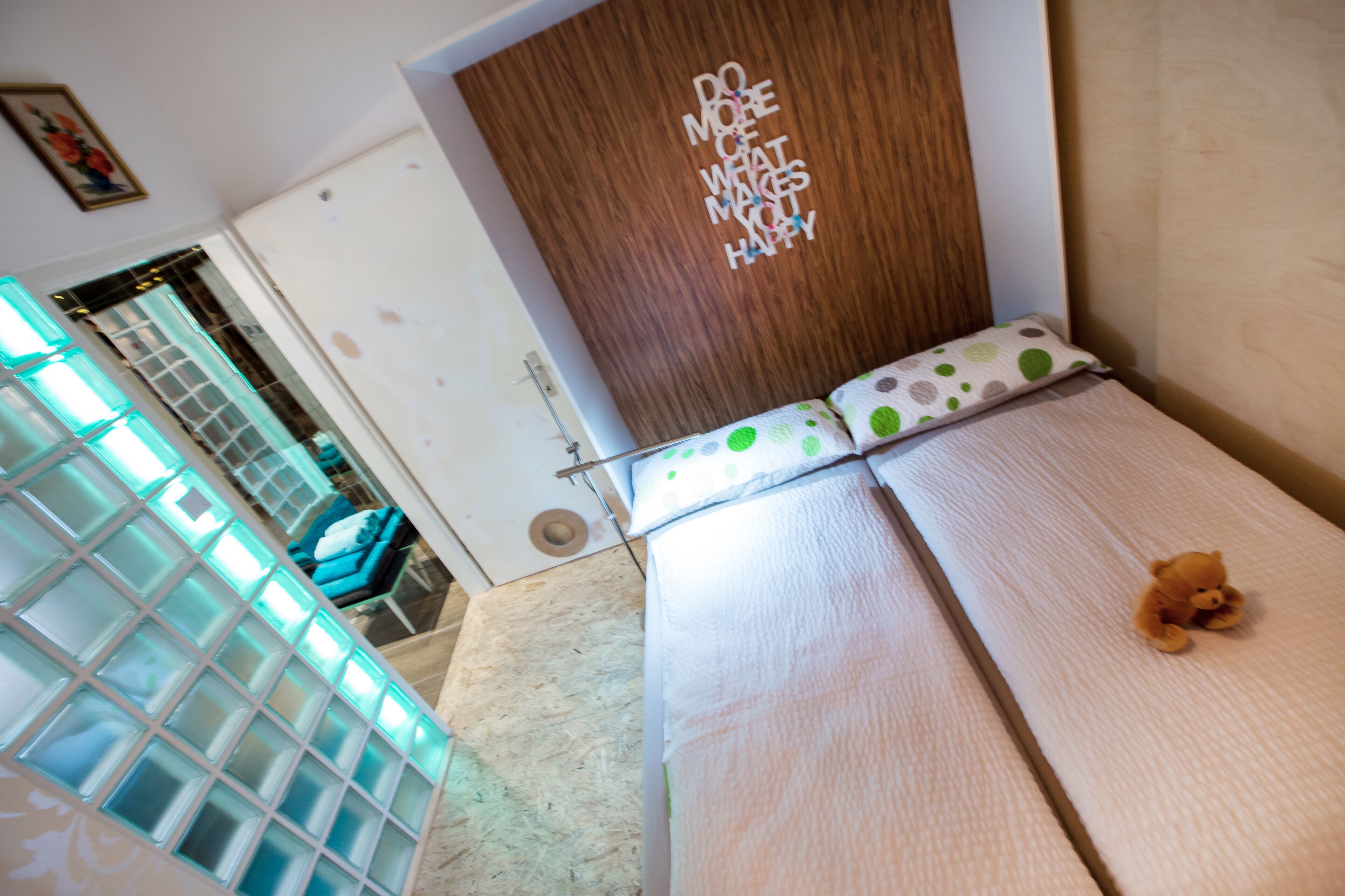 2 chambres, fer et planche à repasser, accès à Internet, literie fournie