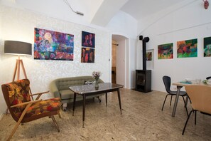 Interior - Apartment suite, downtown, near Hundertwasserhaus 2 rooms (Wien)