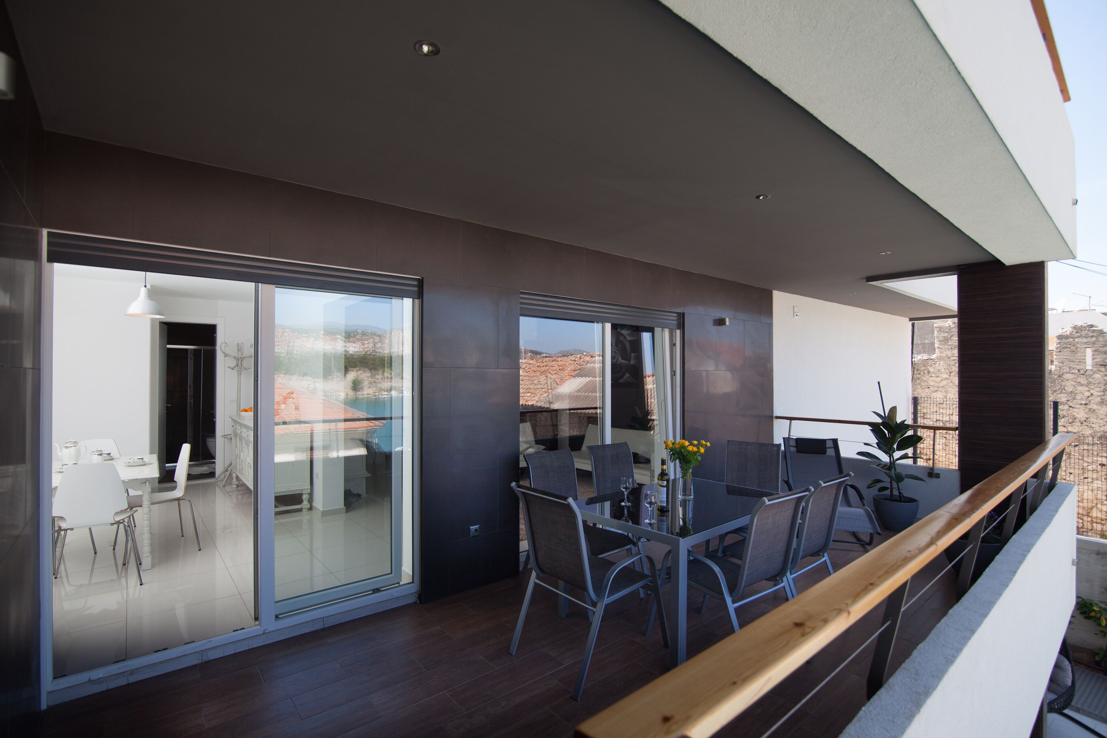 Two-Bedroom Apartment with Sea View and Balcony | Terrace/patio