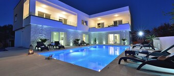 Luxury Apartments Marija