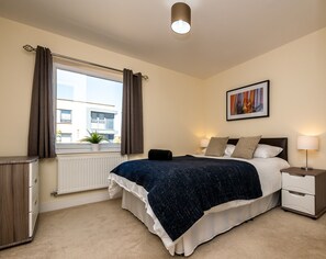 Room - Stunning Reading Apartment (Reading)