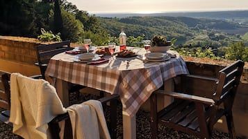 Ferienhaus, 2 Schlafzimmer, Gartenblick (I Girasoli) | Blick auf das Wasser