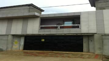 Entrada de la propiedad