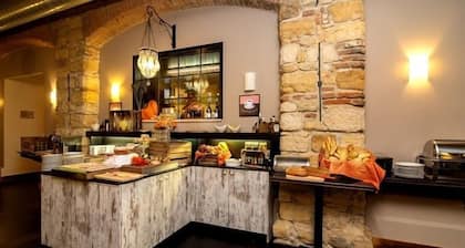 Hotel Chvalska Tvrz
