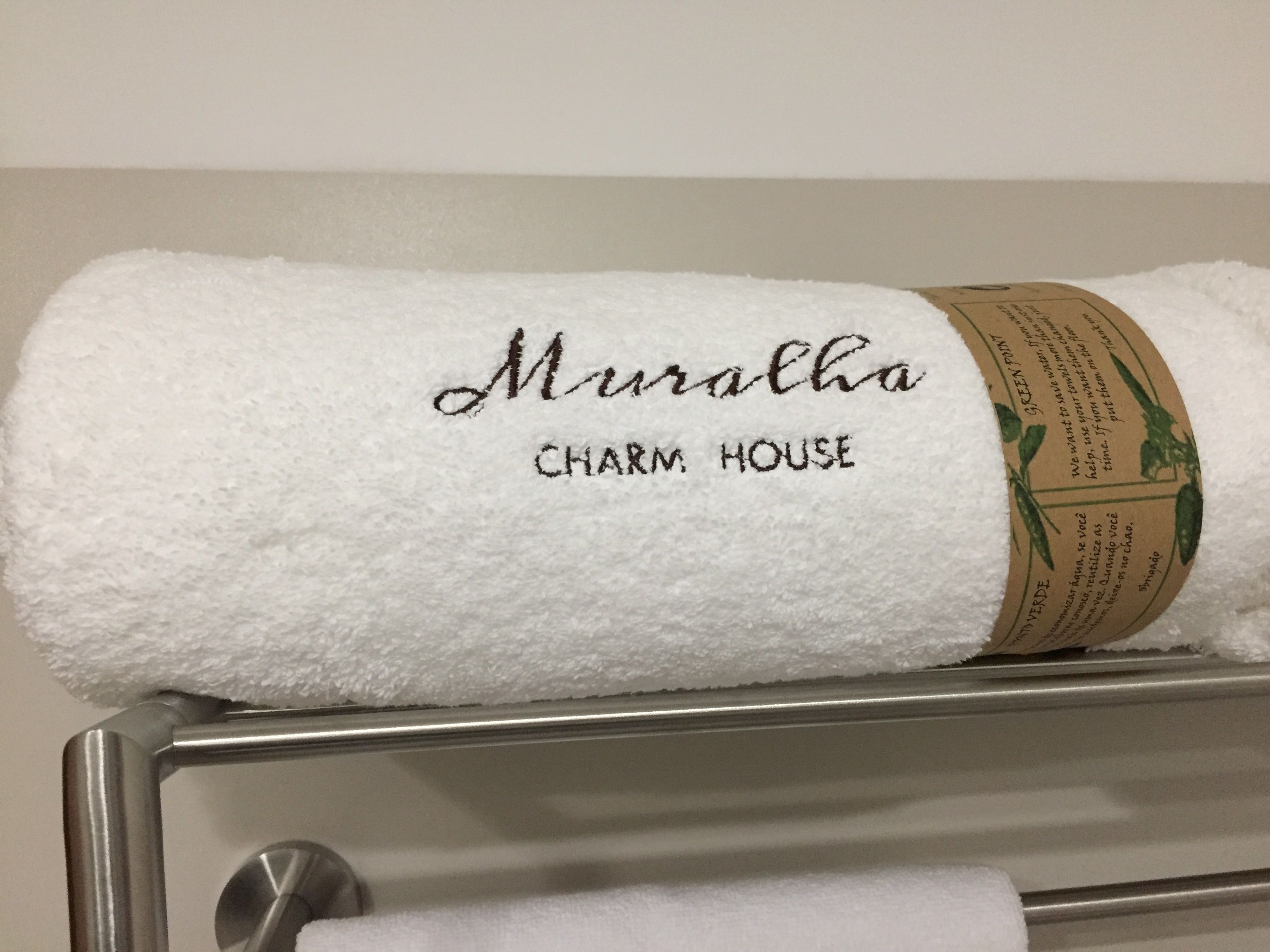 Foto - Muralha Charm House