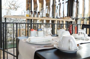 Daily buffet breakfast (EUR 5 per person)