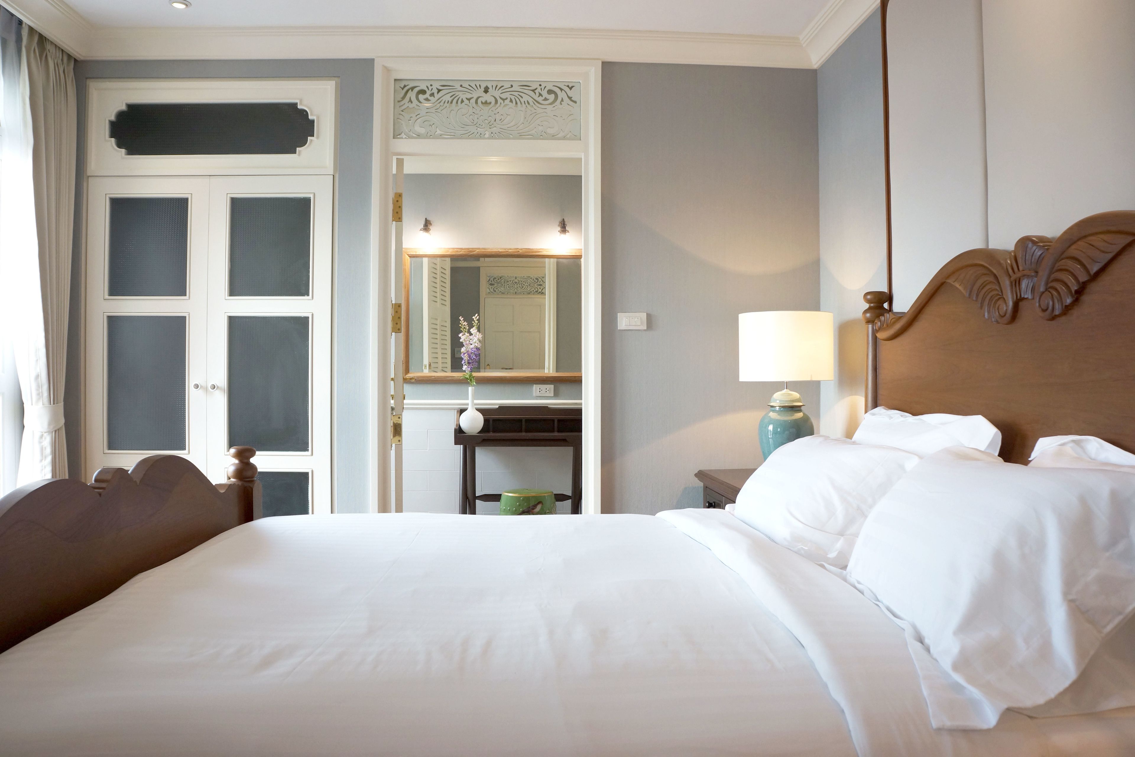 Suite 1 Bedroom River View | Minibar, brankas, meja kerja, dan Wi-Fi gratis