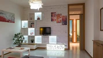 Apartment, 3 Bedrooms | Interior entrance