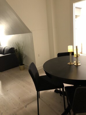 Living area - Cozy flat near CPH and public transport (Hvidovre)