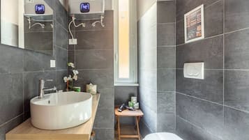 Superior Room | 1 室のベッドルーム、高級寝具、低反発ベッド、ミニバー