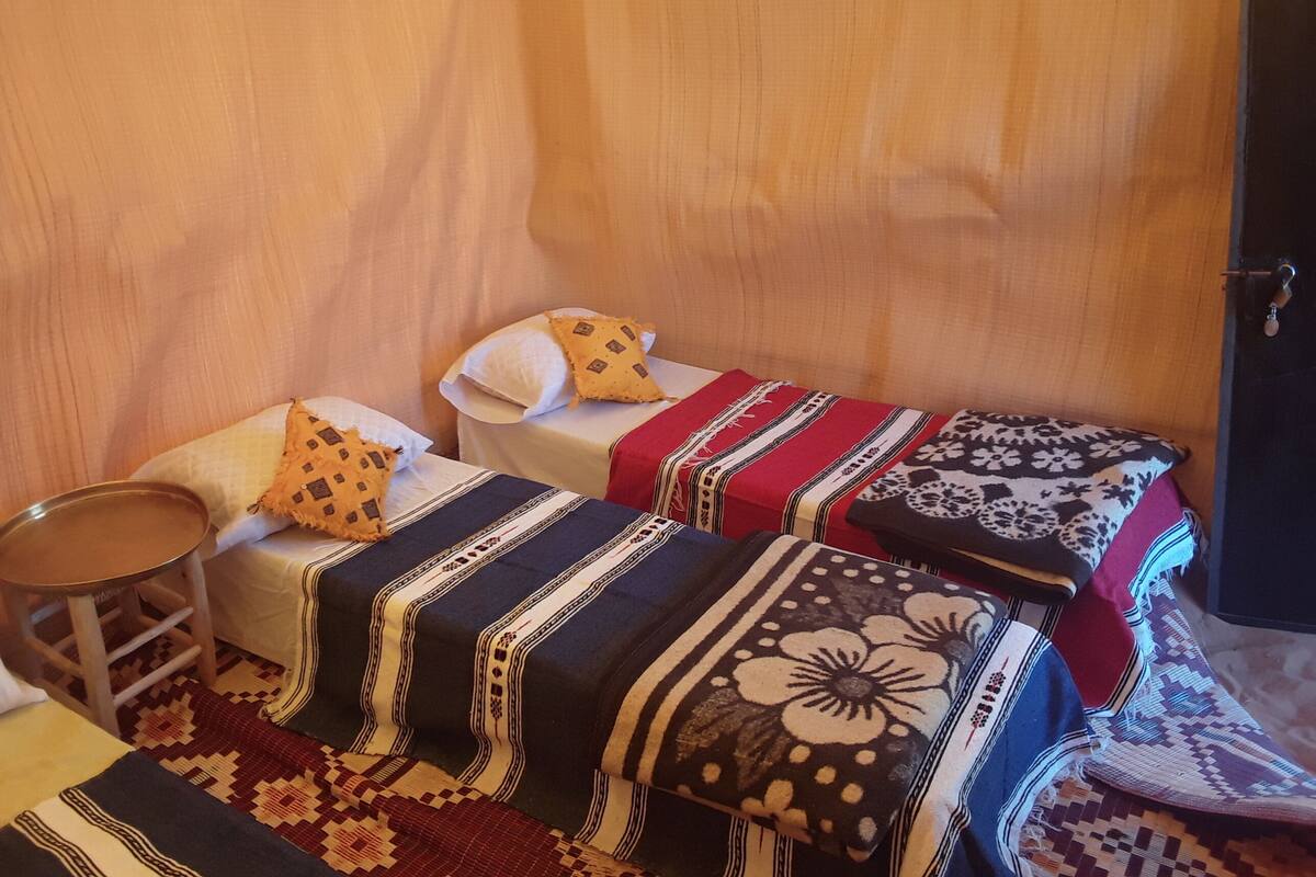 Free WiFi, bed sheets