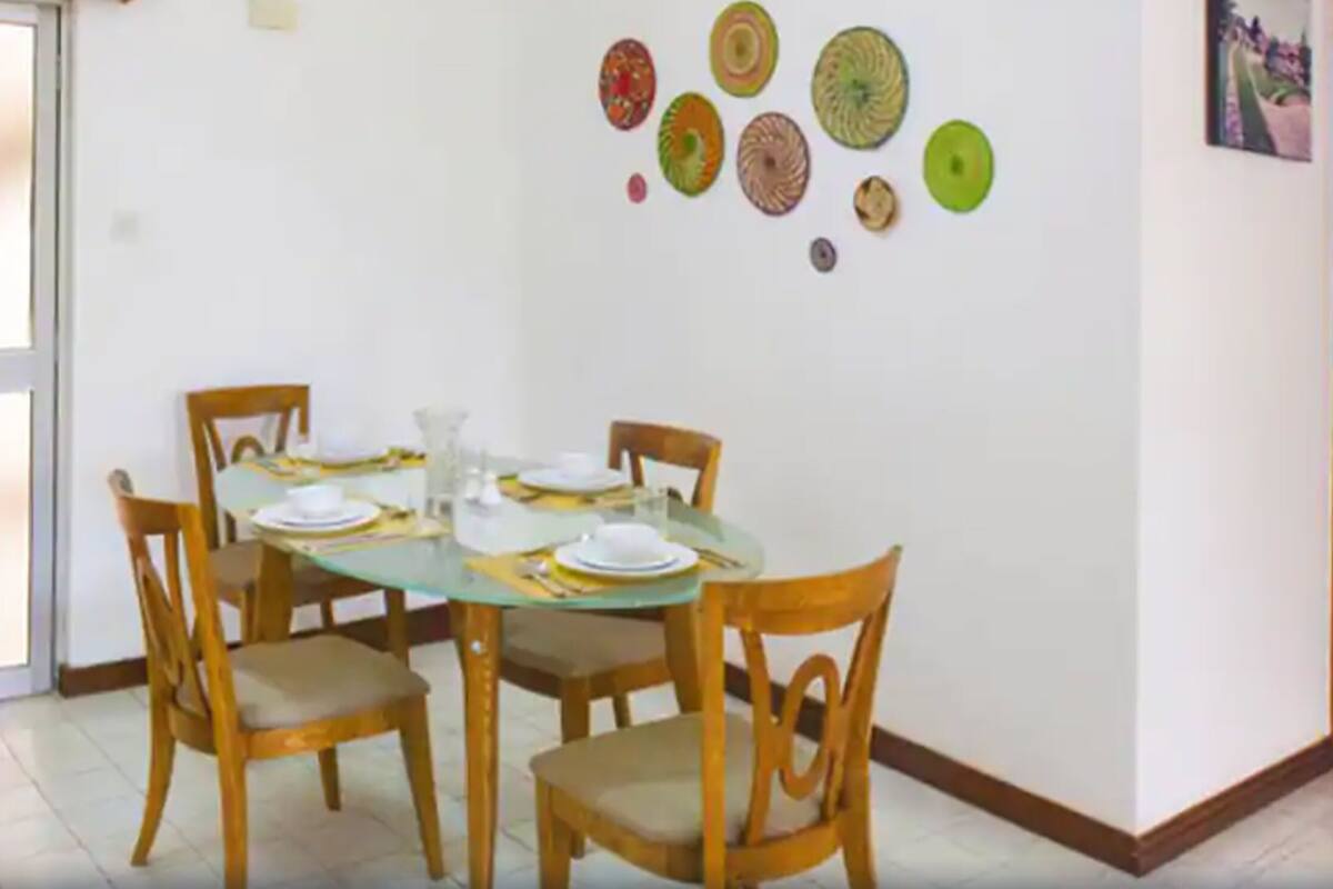 Departamento estándar, para no fumadores | Servicio a la habitación