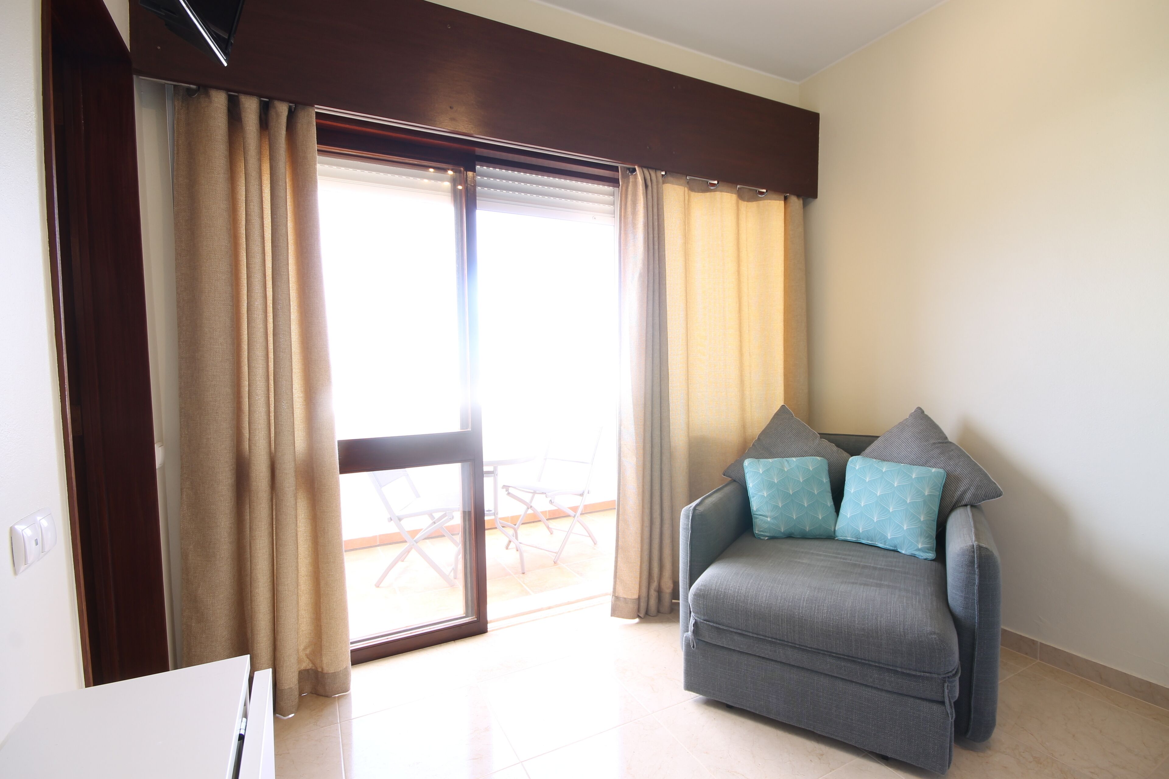 Studio, parveke | Aula