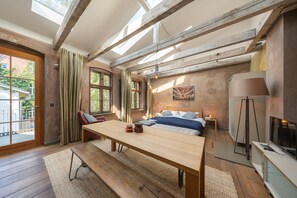 Apartment (Remise mit Balkon)