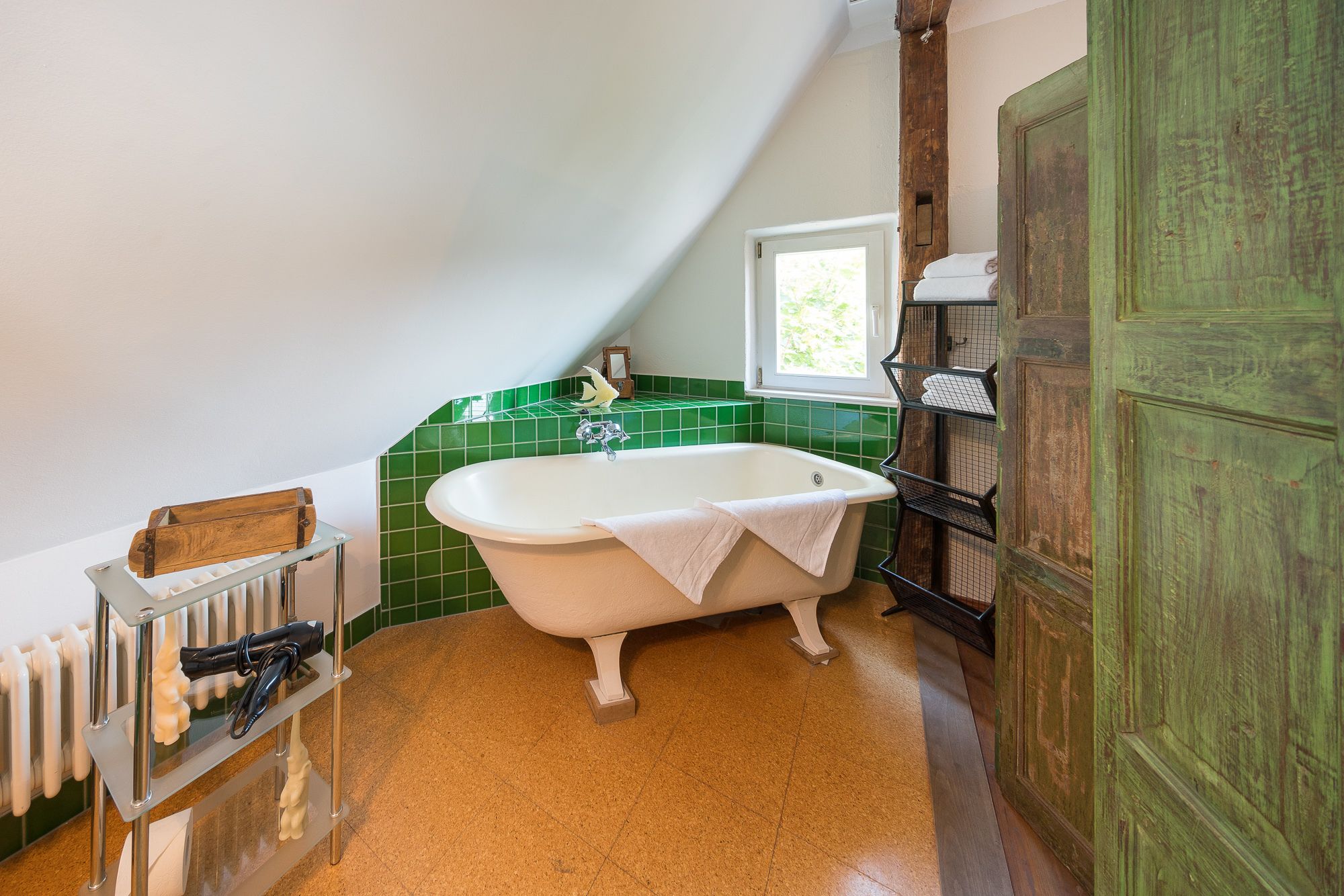 公寓 (Maisonette mit Kamin) | 浴室 | 淋浴设施、免费洗浴用品、吹风机、毛巾