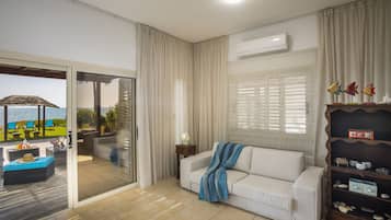 Villa, 3 Bedrooms, Terrace, Sea View | Living room | Flat-screen TV