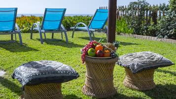 Villa, 3 Bedrooms, Terrace, Sea View | Property grounds