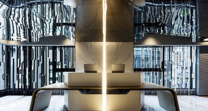 Butterfly on LKF, Central