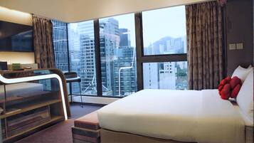 In-room safe, desk, soundproofing, free WiFi