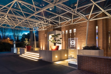 Esterni. GHV Hotel