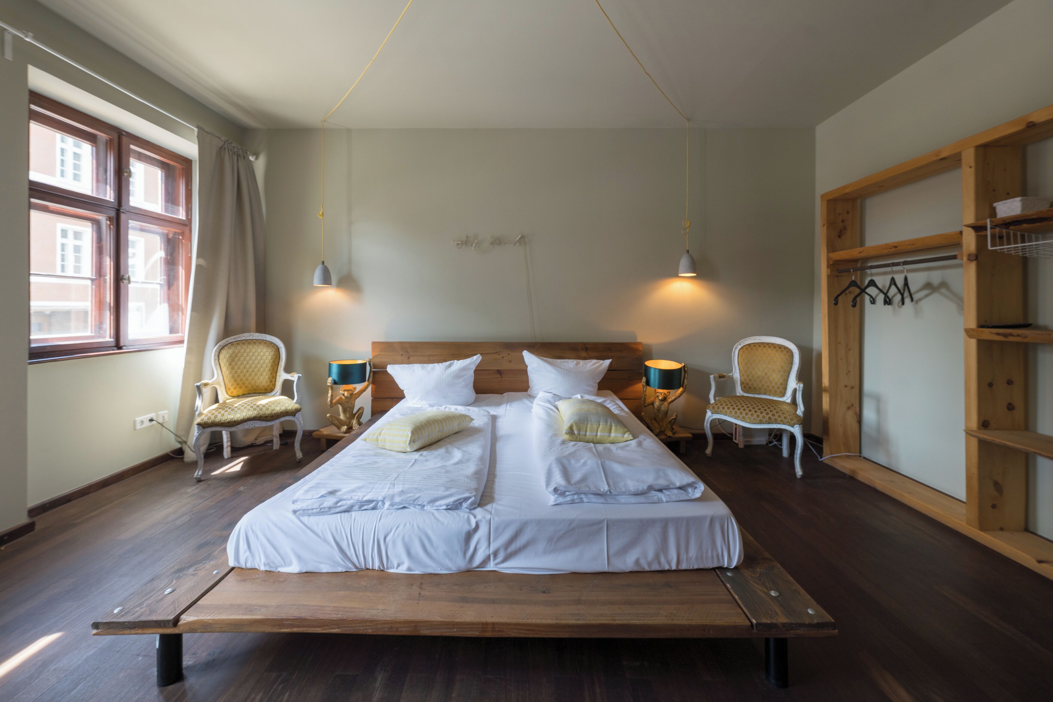 Leilighet | 2 soverom, individuelt dekorert, individuelt innredet og skrivebord