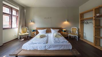 Leilighet | 2 soverom, individuelt dekorert, individuelt innredet og skrivebord