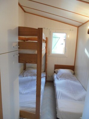 Blackout curtains, soundproofing, wheelchair access
