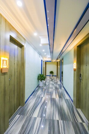 Hallway - Rafael Hotel (Xi'an)