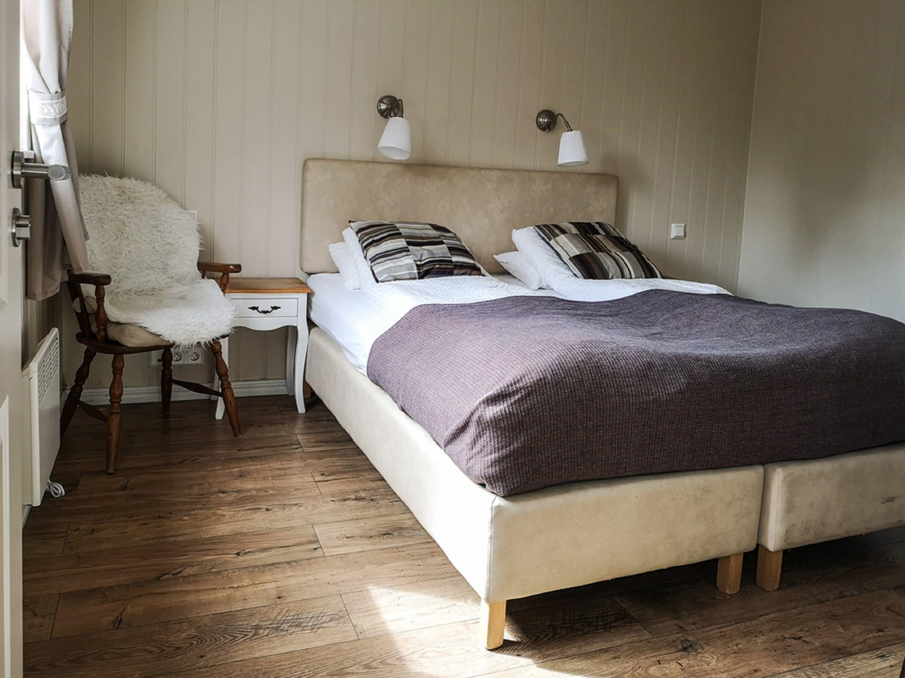 Chambre Double, salle de bains commune