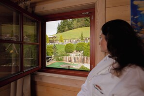 Deluxe kamer (C) | Hypoallergeen beddengoed, babybedden, gratis wifi, beddengoed