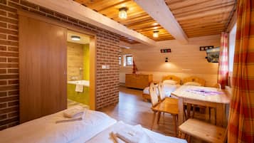 Habitación Deluxe (B) | Ropa de cama hipoalergénica, cunas gratuitas y wifi gratis