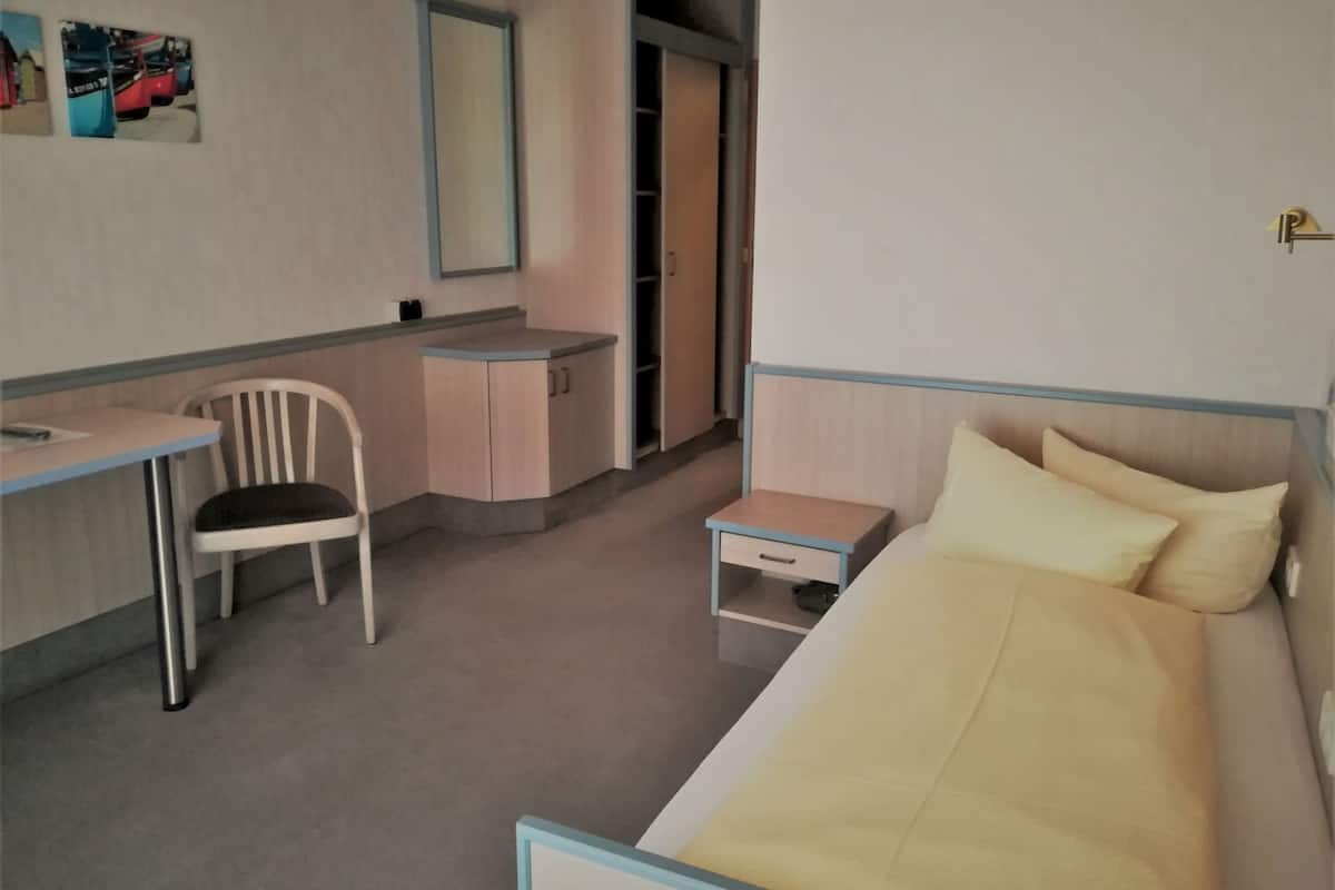 Minibar, desk, laptop workspace, cots/infant beds