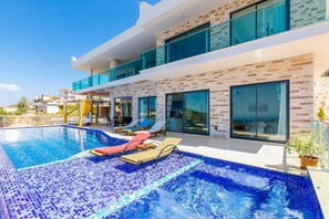 Front of property - Villa Sato - Hill Villas Kalkan (Kas)