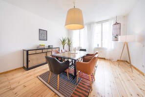 Apartment, 2 Bedrooms (1. OG links) | Living room - Design Apartments - "Potsdam City 18" (Potsdam)