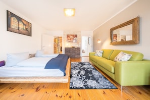 Apartment, 2 Bedrooms (2. OG rechts) | Individually decorated, individually furnished, desk, iron/ironing board - Design Apartments - "Potsdam City 18" (Potsdam)