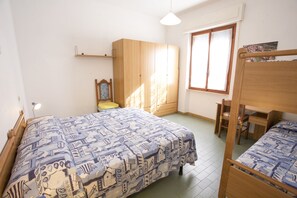 Apartment, 2 Schlafzimmer | 2 Schlafzimmer, Babybetten
