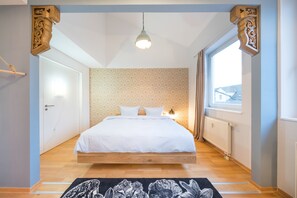 公寓, 4 间卧室 | 3 多间卧室、特色装修、特色家居、办公桌