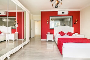 Villa | Fer et planche à repasser, accès au Wi-Fi (inclus), literie fournie