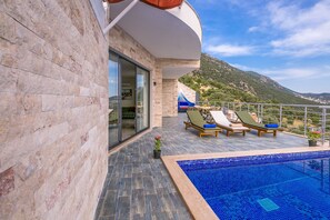 Outdoor pool - Villa Istanbul- Hill Villas Kalkan (Kas)