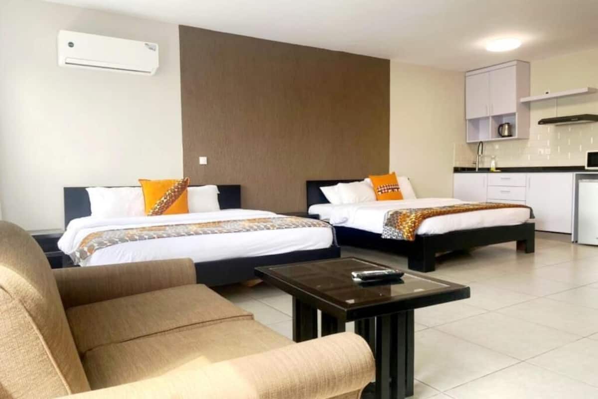 Premium Studio, 2 Queen Beds | Premium bedding, Select Comfort beds, in-room safe