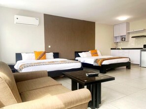 Premium Studio, 2 Queen Beds | Premium bedding, Select Comfort beds, in-room safe