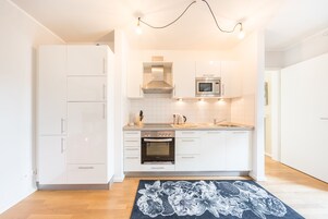 Apartment, 1 Double Bed | Individually decorated, individually furnished, desk, iron/ironing board