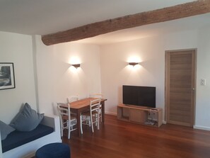 Fernseher