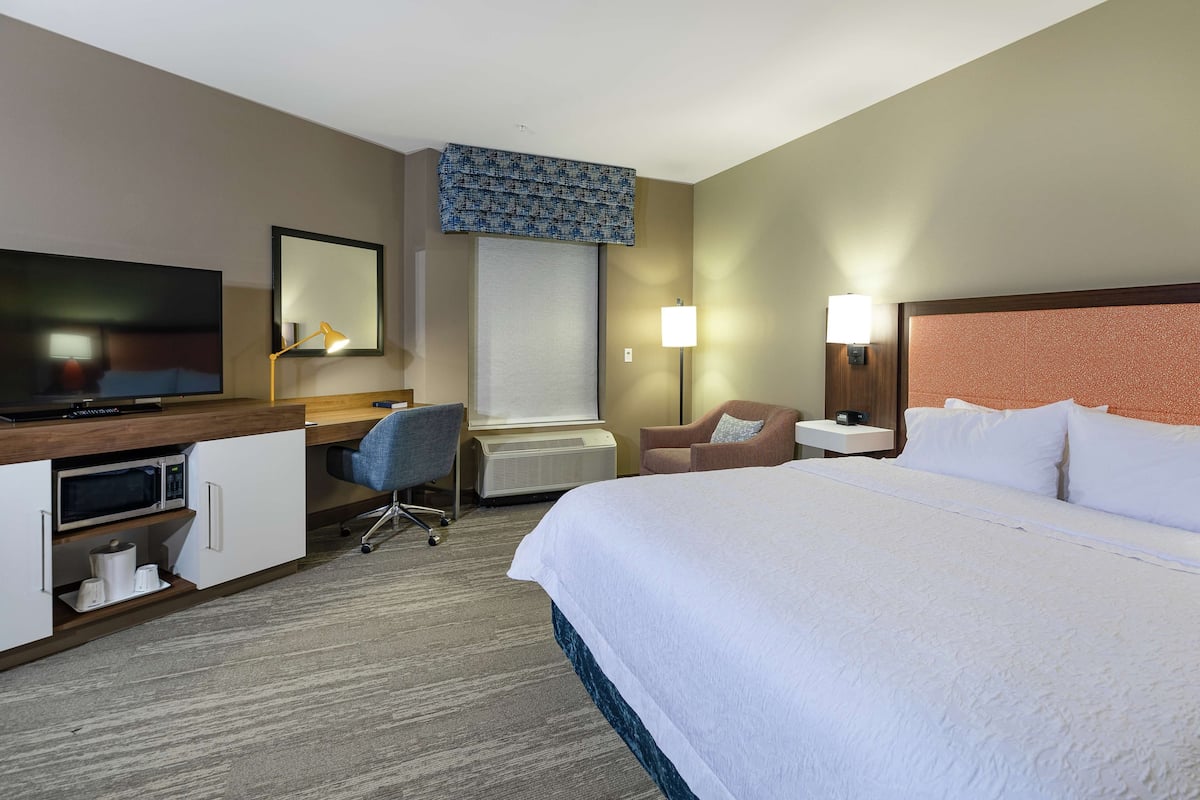 In-room safe, desk, laptop workspace, blackout drapes