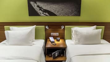 Twin Room, 2 Single Beds, Non Smoking | In-room safe, desk, blackout curtains, soundproofing