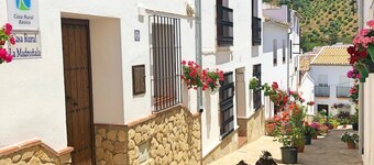 IDEAL RURAL HOUSING TO ENJOY PEACE AND TRANQUILITY