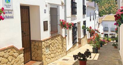 IDEAALINEN MAASEELLINEN ASENNUS RAUHAN JA TRANQUILITYn nauttimiseen