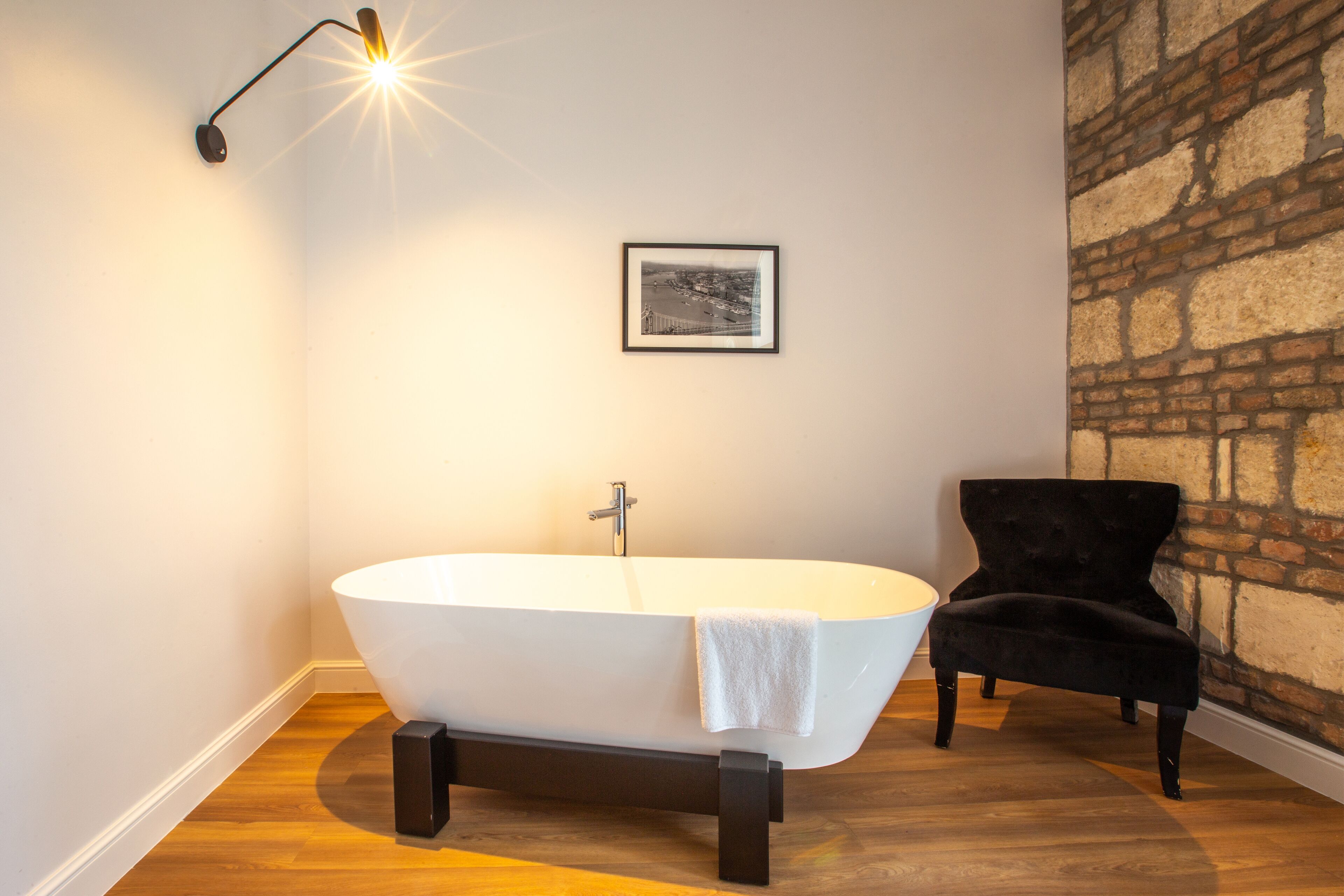 executive suite | 1 bedroom, minibar, in-room safe, desk